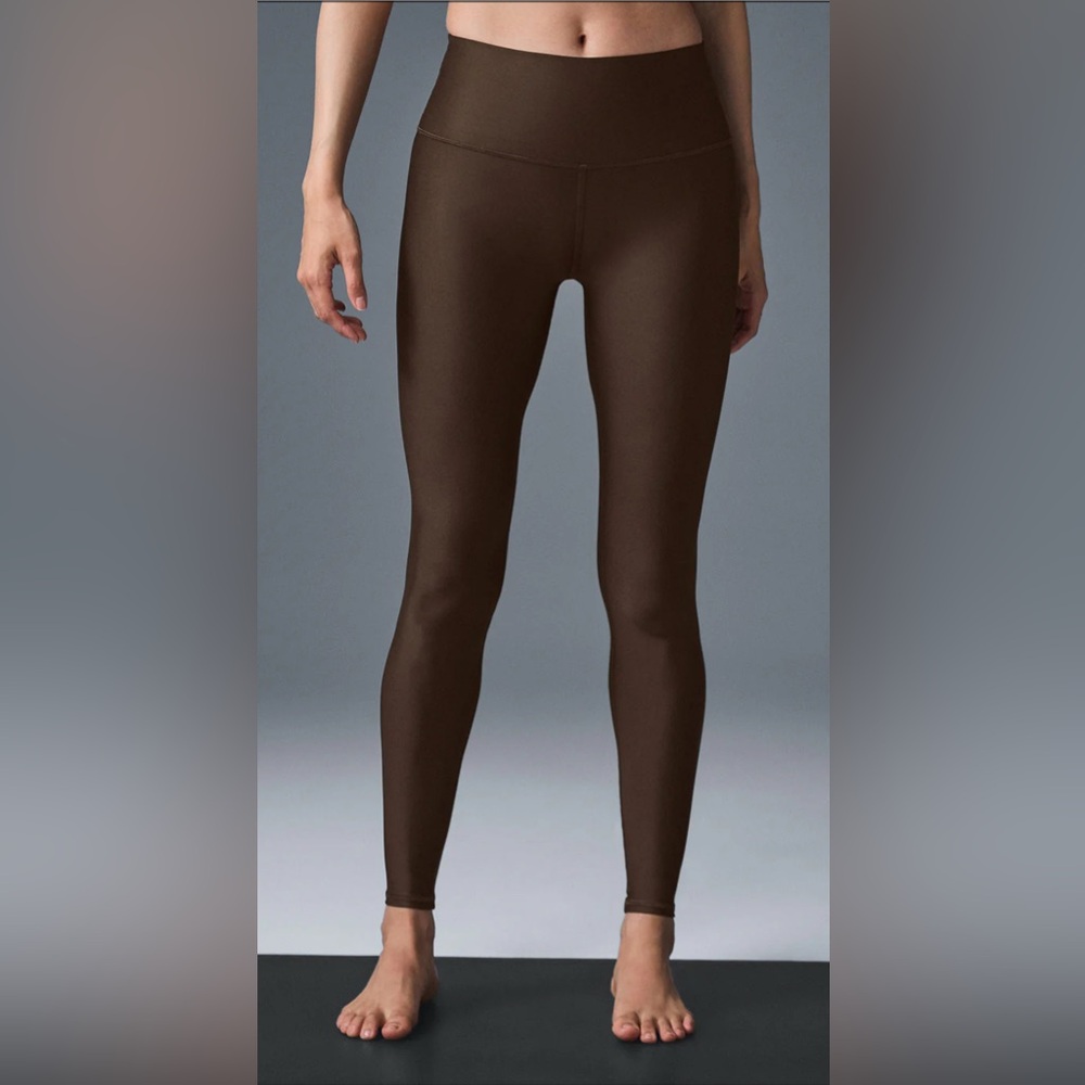 ALO Yoga Espresso Airlight High Waisted Leggings, NWT, use for Yoga & workout
